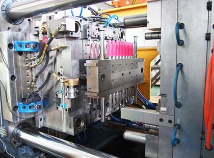 Pengacuan suntikan 2K