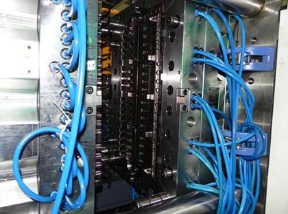 Pengacuan suntikan 2K