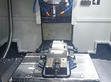 pemesinan CNC