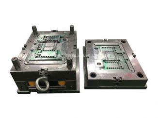 Plastic injection molds